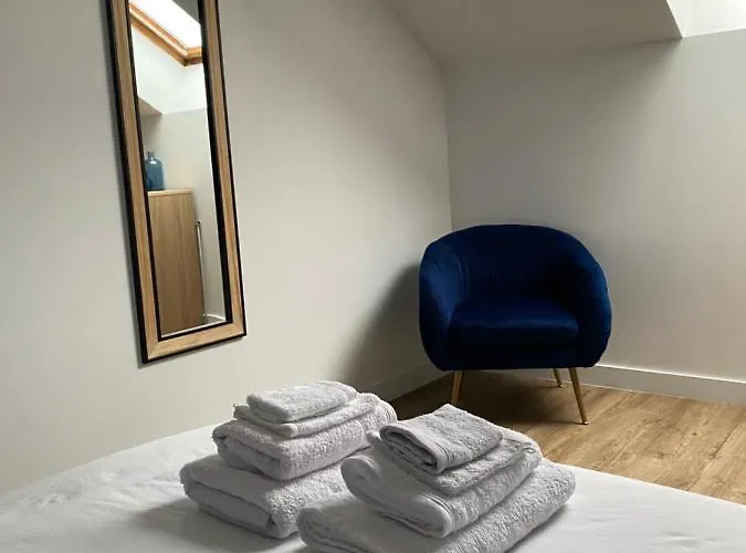 Sacré Cœur - Duplex Avec Balcon - 4 Pers * Cholet